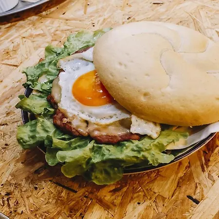 Pinupe ホテル レケイティオ