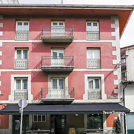 Hotel Pinupe