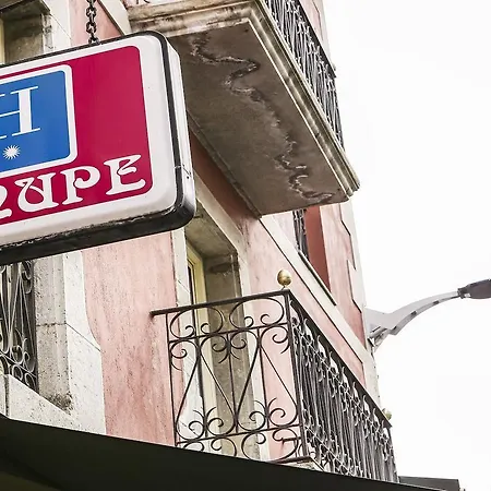 Piñupe Hotel *